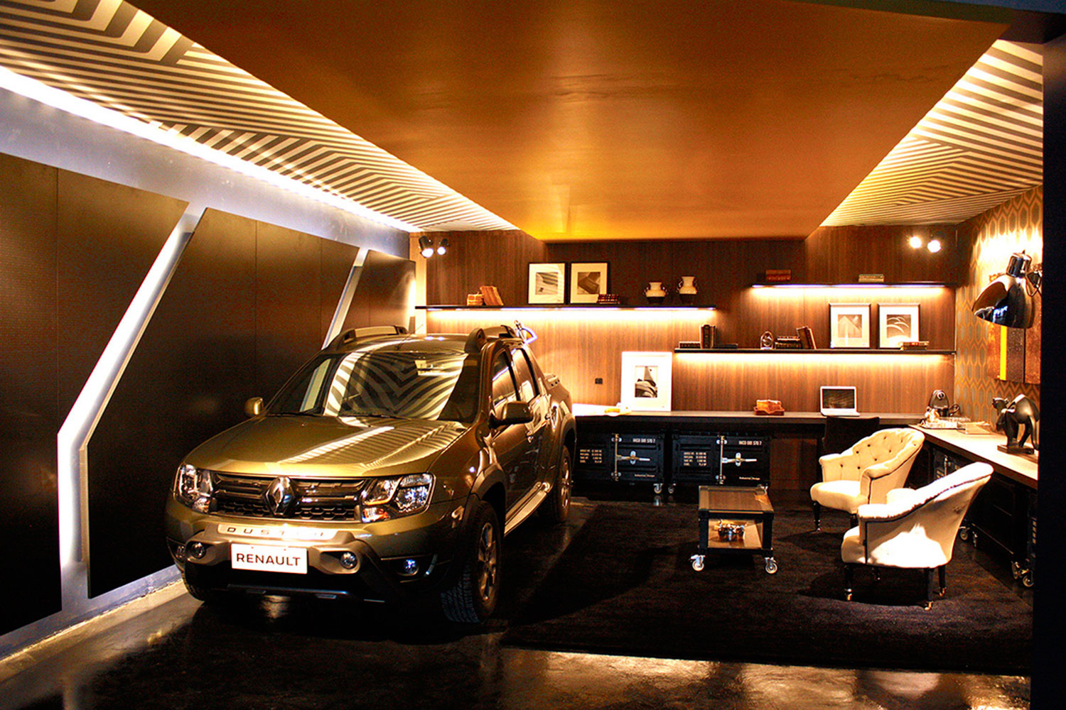 08_FOYER-E-GARAGEM-RENAULT_LANÇAMENTO-BLACKDOTS-BERNECK_FOTO-DIVULGAÇÃO